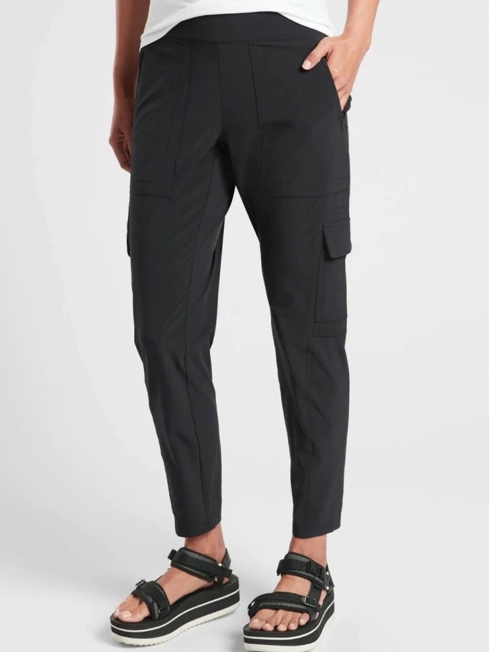 ATHLETA Chelsea Cargo Pants!
